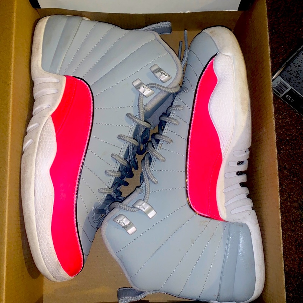 Air Jordan 12 retro (GS) 6.5Y